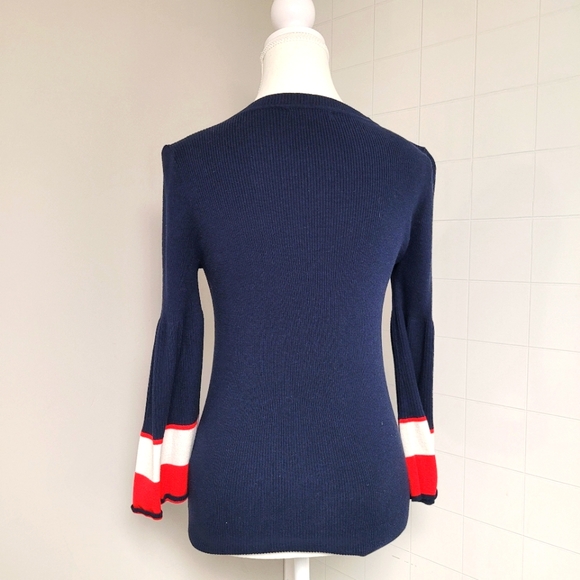 Tommy Hilfiger sweater. - Picture 3 of 8